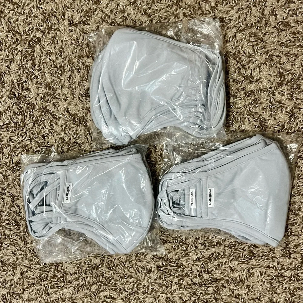 15 NWT 3 Ply Fabric Face Mask - Gray